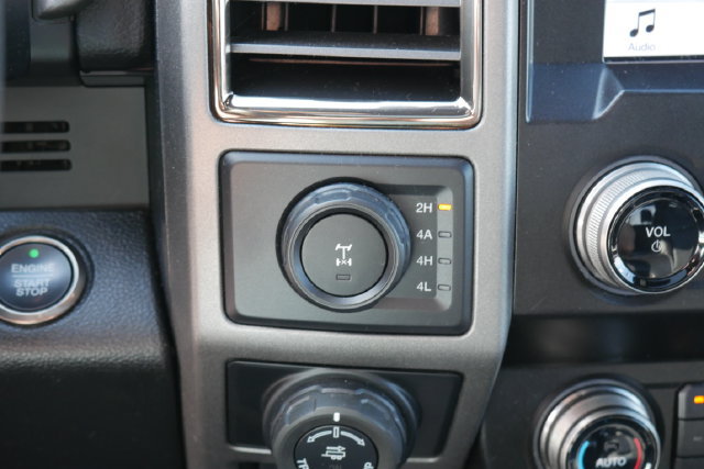 Used 2019 Ford F150 Raptor w/ Equipment Group 802A Luxury AWD/4WD image 21