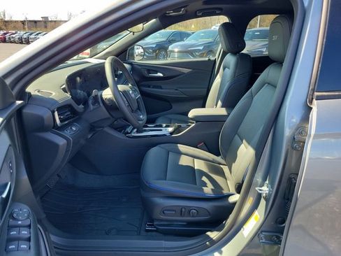 New 2026 Buick Envista Sport Touring w/ Convenience I Package FWD image 17