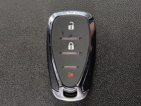 Used 2019 Chevrolet Equinox LS w/ LS Convenience Package AWD/4WD image 32