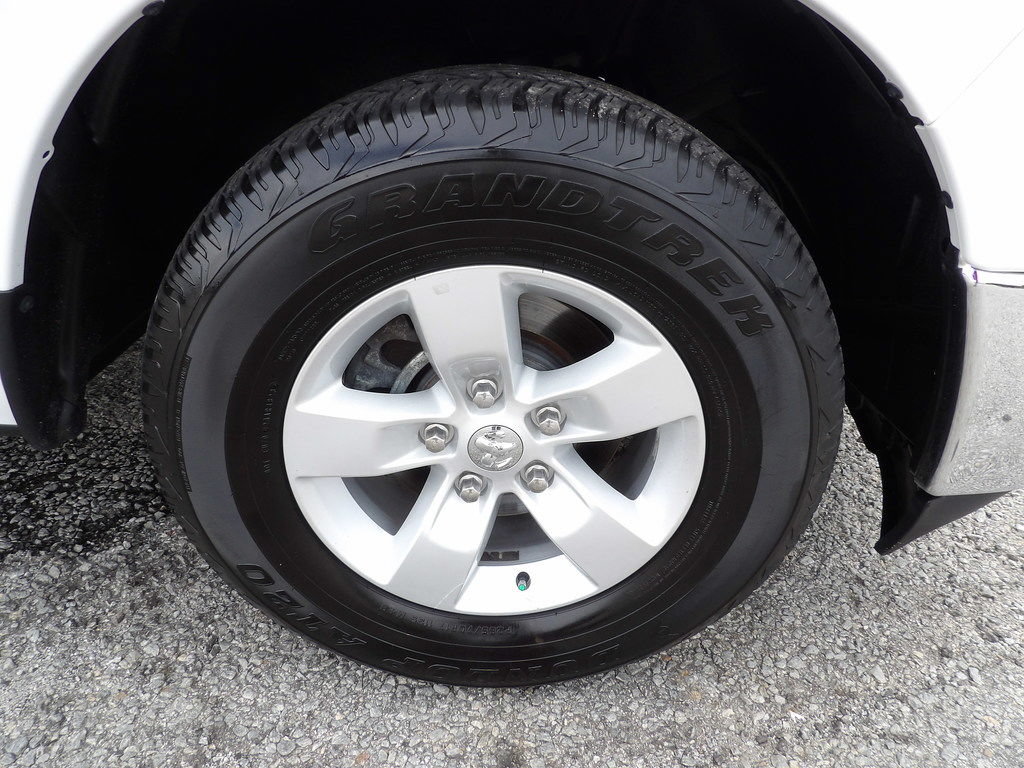 Used 2022 RAM 1500 Classic SLT RWD image 52