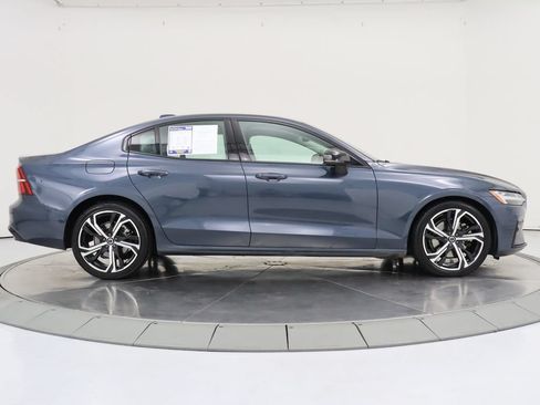Used 2024 Volvo S60 B5 Core FWD image 6