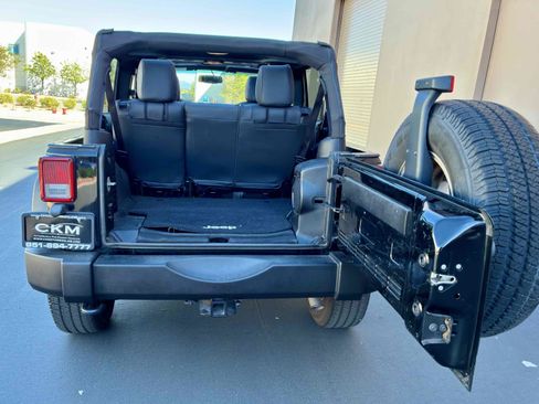 Used 2013 Jeep Wrangler Unlimited Sport AWD/4WD image 51
