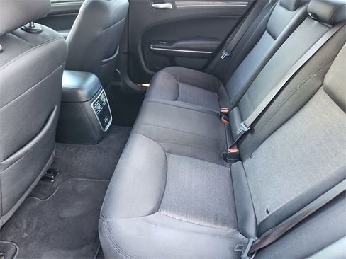 Used 2020 Chrysler 300 Touring w/ Sport Appearance Package image 25
