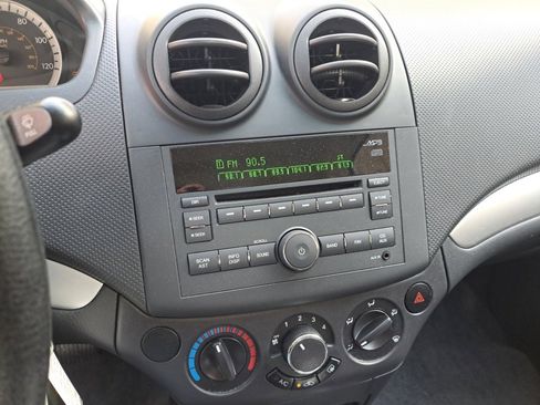 Used 2011 Chevrolet Aveo LT w/ Power and Convenience Package image 27