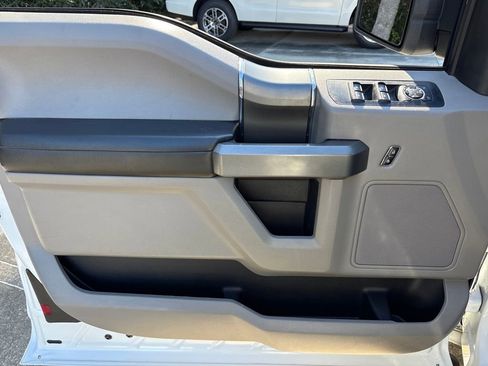 Used 2018 Ford F150 XLT w/ Equipment Group 301A Mid image 16