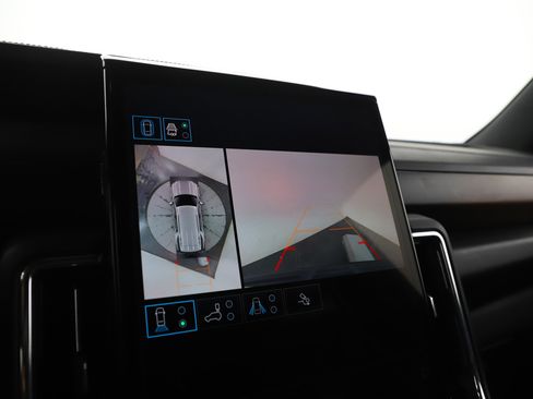 Used 2025 GMC Yukon Denali image 33