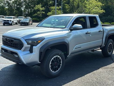 New 2026 Toyota Tacoma TRD Off-Road AWD/4WD image 2