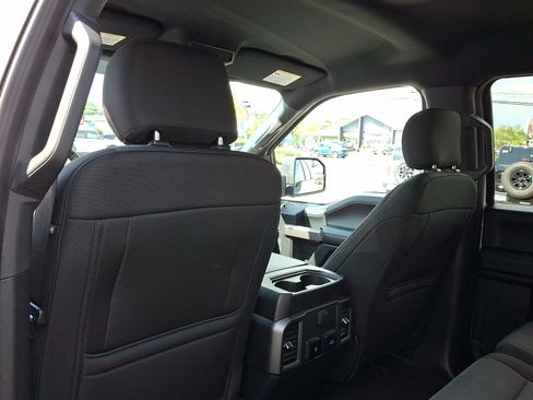 Used 2020 Ford F150 XLT w/ Equipment Group 302A Luxury AWD/4WD image 12