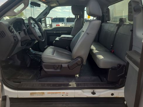 Used 2012 Ford F450 XL w/ PWR Equipment Group image 20