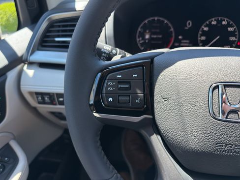 New 2026 Honda Odyssey EX-L image 26