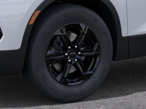 New 2026 Chevrolet Blazer LT image 10