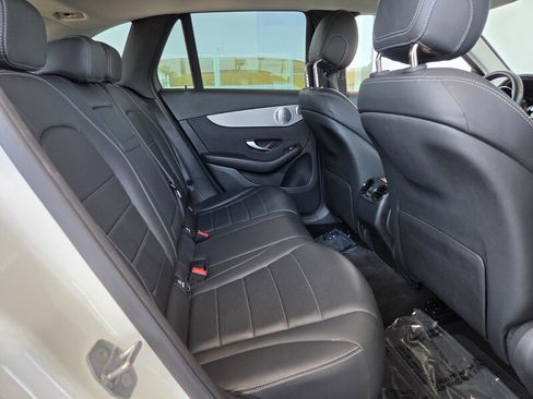 Used 2019 Mercedes-Benz GLC 300 image 18