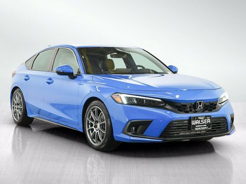 Used 2023 Honda Civic Sport Touring image 7