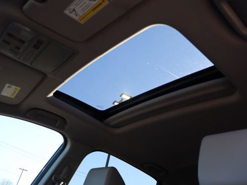 Used 2017 Honda CR-V EX-L image 33