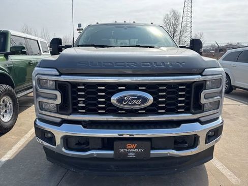 Used 2025 Ford F350 Lariat w/ Lariat Ultimate Package image 2