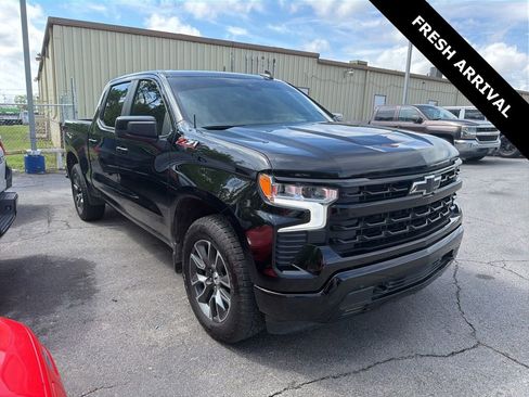 Used 2023 Chevrolet Silverado 1500 RST image 1