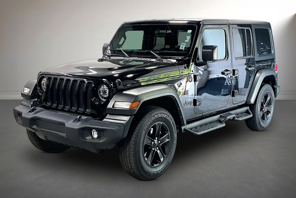 Used 2022 Jeep Wrangler Unlimited Sport AWD/4WD image 3
