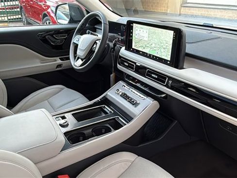 New 2026 Lincoln Aviator Reserve w/ Jet Appearance Package image 6