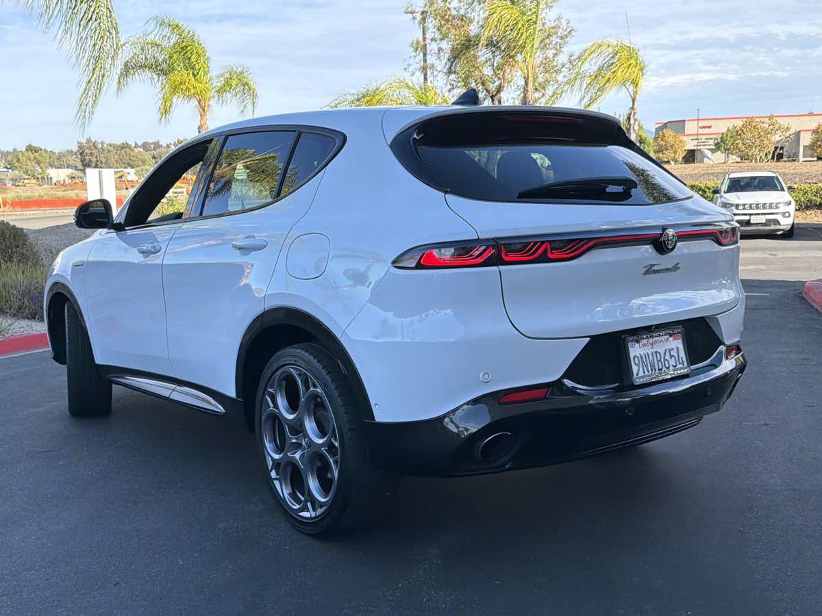 Used 2024 Alfa Romeo Tonale Ti w/ Active Assist Package AWD/4WD image 15