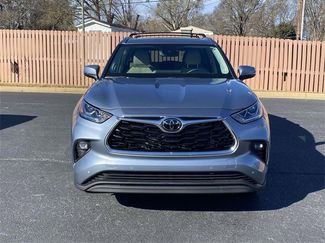 Used 2024 Toyota Highlander Limited video 2