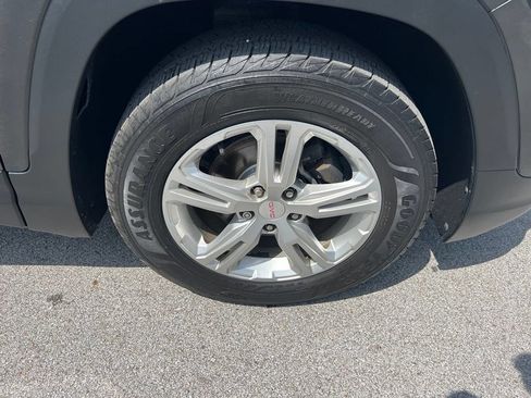 Used 2019 GMC Terrain SLE w/ Driver Convenience Package AWD/4WD image 11