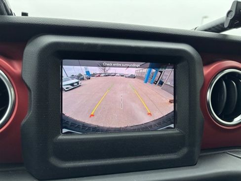 Used 2021 Jeep Wrangler Unlimited Rubicon image 18