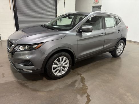 Used 2022 Nissan Rogue Sport SV AWD/4WD image 6