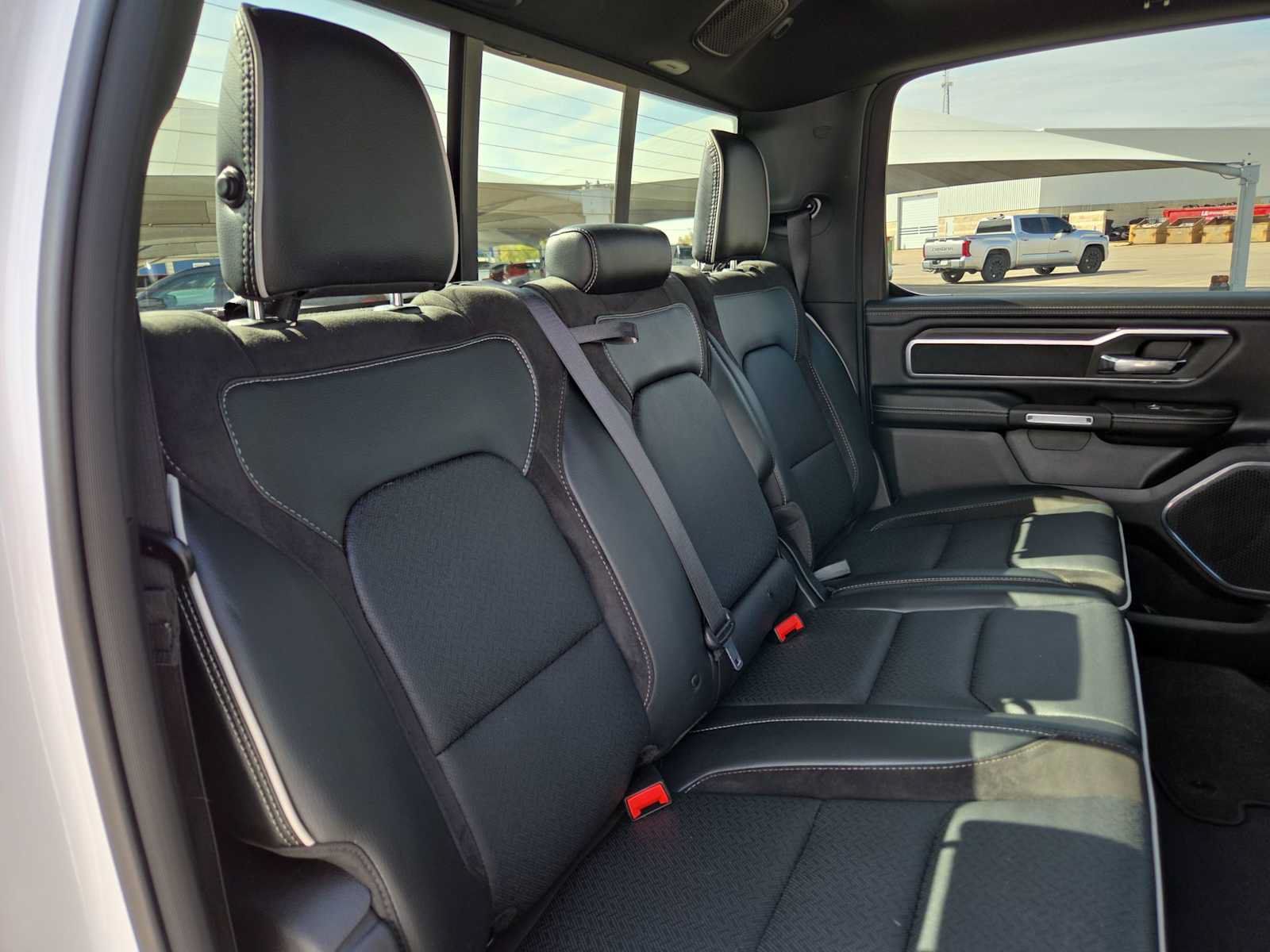Used 2025 RAM 1500 Laramie w/ Trailer Tow Group AWD/4WD image 17