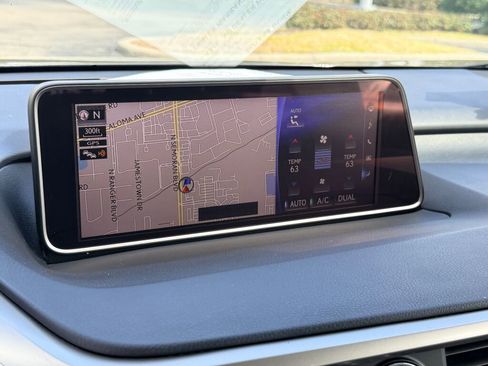 Used 2017 Lexus RX 350 FWD w/ Premium Package image 6