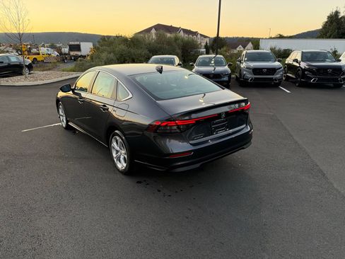 New 2025 Honda Accord LX image 3