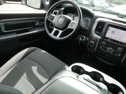 Used 2024 RAM 1500 Warlock w/ Electronics Group AWD/4WD image 9