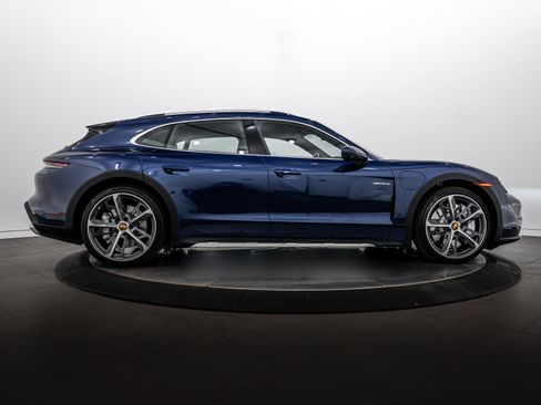 Certified 2024 Porsche Taycan 4S AWD/4WD image 8