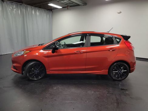 Used 2019 Ford Fiesta ST-Line FWD image 5