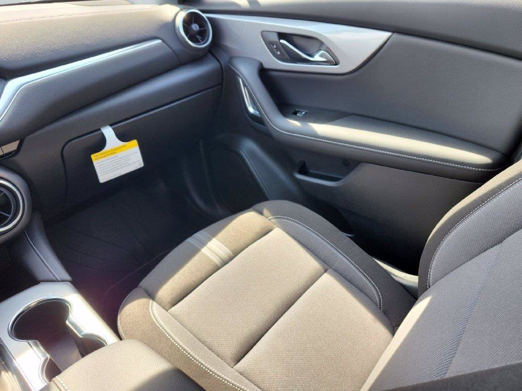 New 2026 Chevrolet Blazer LT w/ LPO, Floor Liner Package AWD/4WD image 13