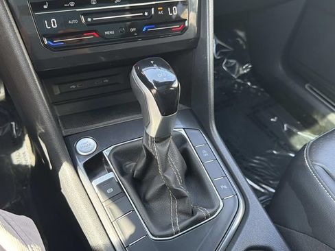 Used 2023 Volkswagen Tiguan SE R-Line FWD image 22