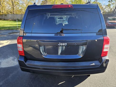 Used 2016 Jeep Patriot Sport image 8