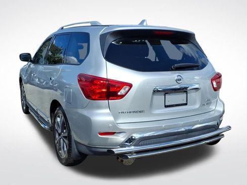 Used 2019 Nissan Pathfinder Platinum image 6