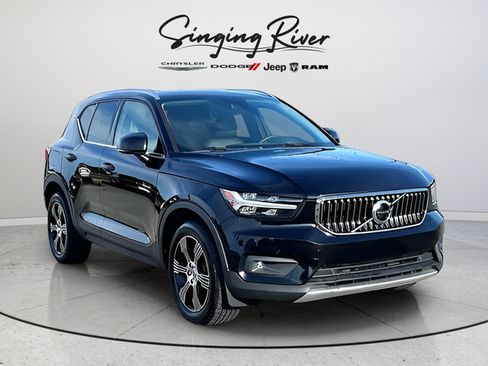 Used 2021 Volvo XC40 T5 Inscription AWD/4WD image 1