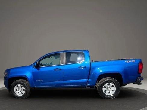 Used 2019 Chevrolet Colorado W/T w/ WT Convenience Package AWD/4WD image 8