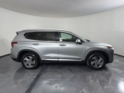 Used 2021 Hyundai Santa Fe SEL FWD image 4