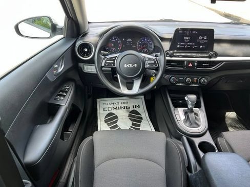 Used 2024 Kia Forte LXS FWD image 29