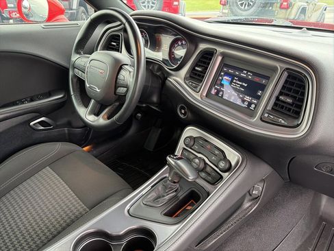 Used 2020 Dodge Challenger SXT image 19