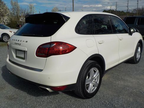 Used 2012 Porsche Cayenne S image 5