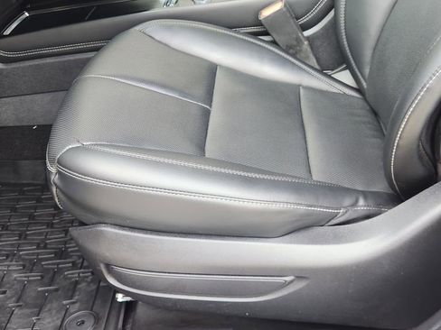 Used 2022 Lincoln Corsair FWD w/ Equipment Group 101A image 23