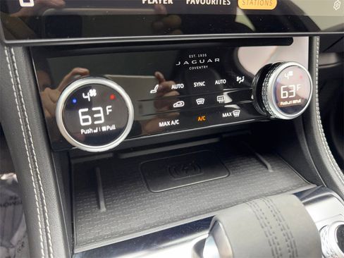 Used 2024 Jaguar F-PACE R-Dynamic S image 64