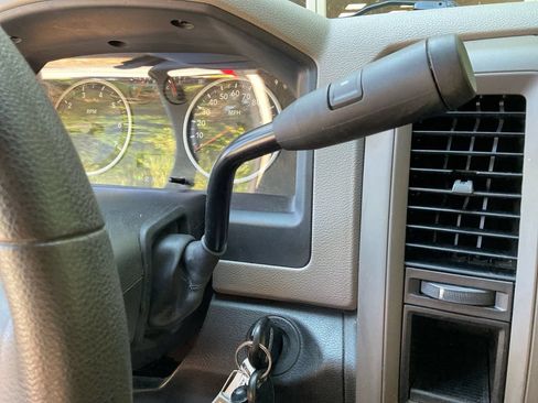 Used 2012 RAM 1500 Express RWD image 33