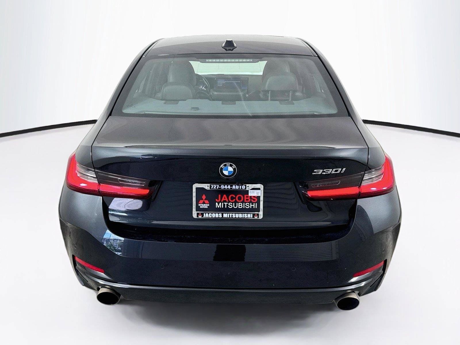Used 2024 BMW 330i Sedan RWD image 4