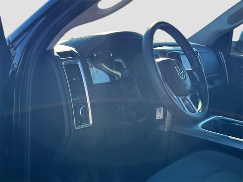 Used 2022 RAM 1500 Classic SLT w/ Electronics Group image 9