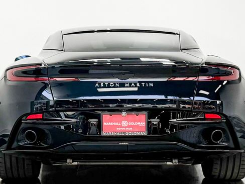 Used 2024 Aston Martin DB12 Coupe RWD image 8