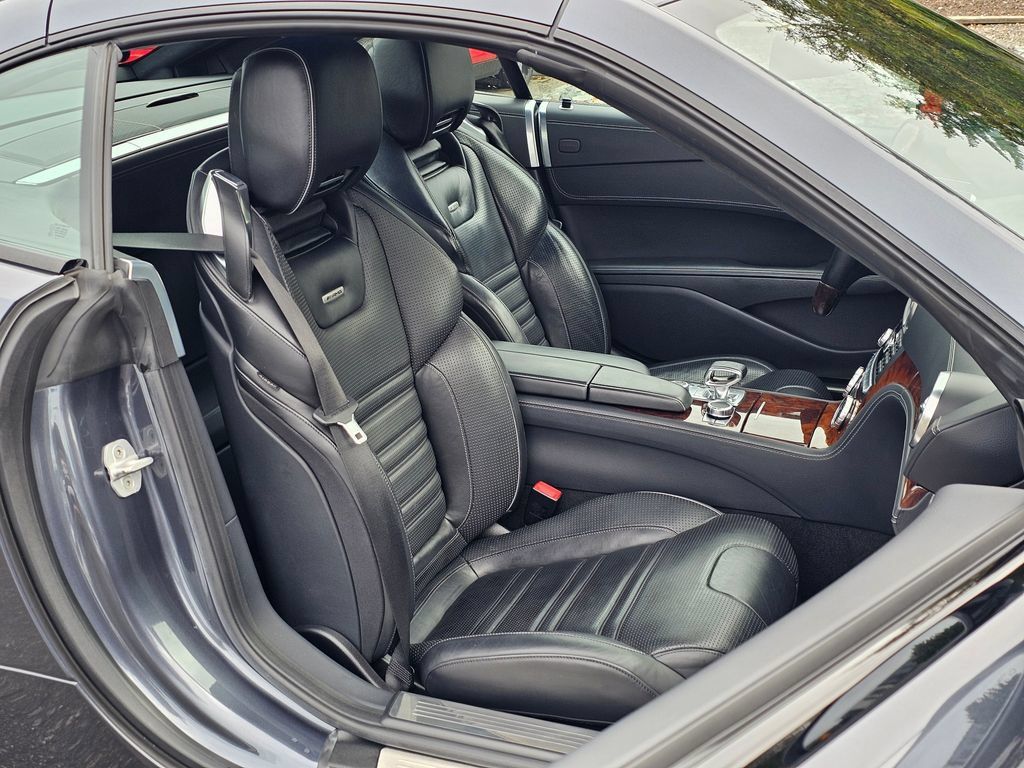 Used 2015 Mercedes-Benz SL 63 AMG image 24